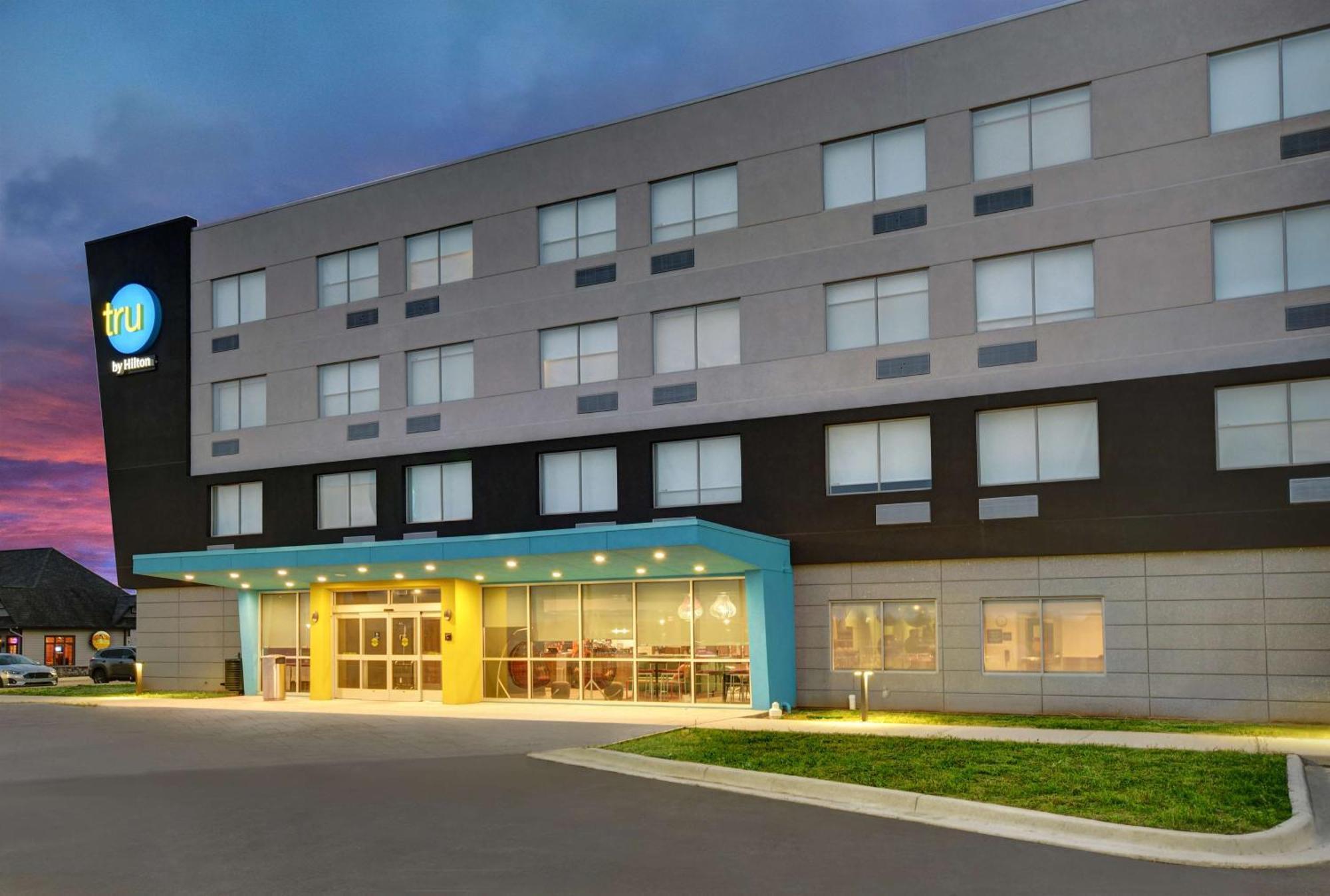 ホテル Tru By Hilton Gaylord, Mi エクステリア 写真